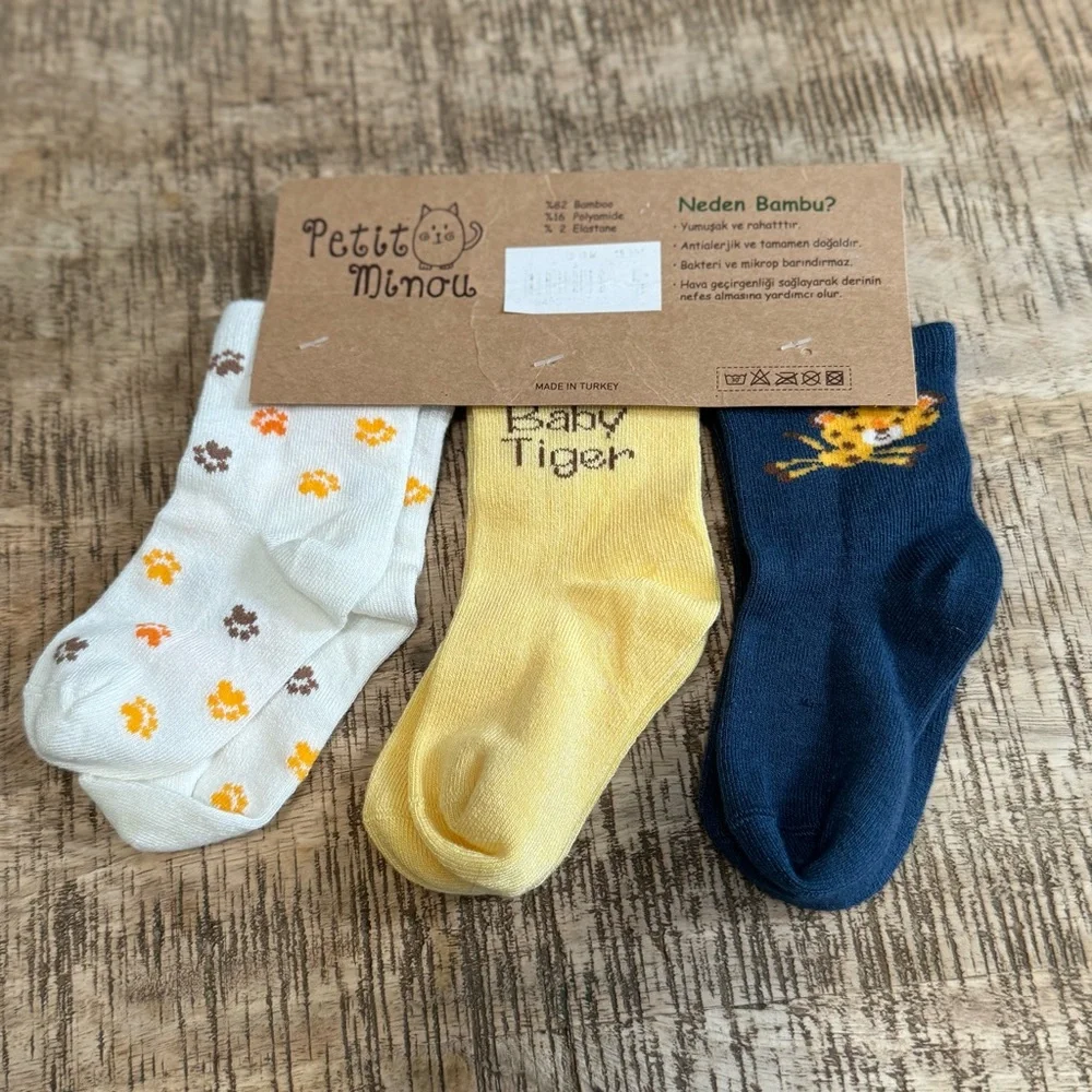 Brand New 3 Set Of Bamboo Baby Socks. 12/24 months